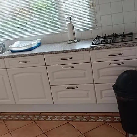 Nyaraló Expats House 1